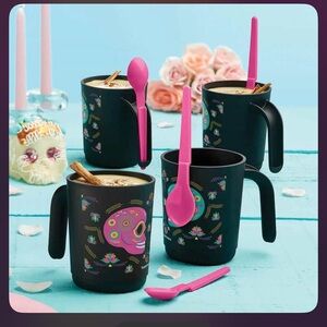 Tupperware colorful design with skull